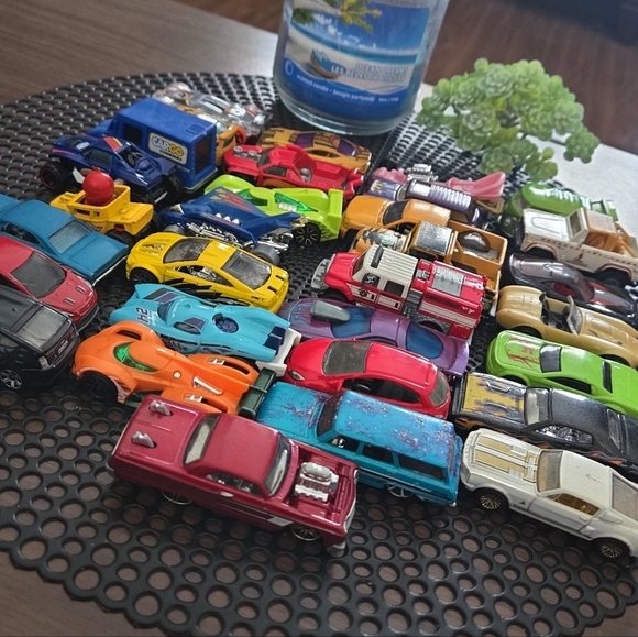 Mattel Other - Hot Wheels car lot 30+ toys kids truck